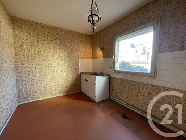 Appartement F3 à vendre  3 pièces - 75,25 m2 MOULINS - 03