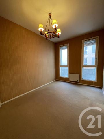 Appartement F3 à vendre  3 pièces - 75,25 m2 MOULINS - 03