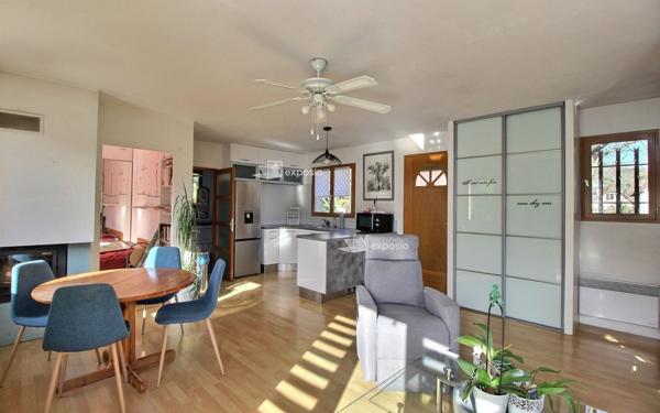 Maison à vendre    3 pièces • 72 m2 Morlaàs