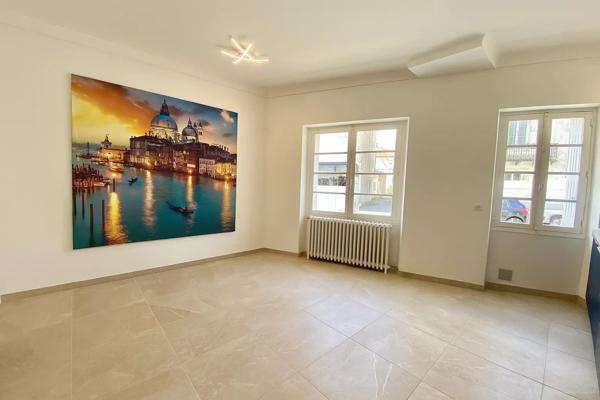Vente                                                      Maison
                        
                     6 pièces                      135 m2                     à Villeneuve-sur-Lot