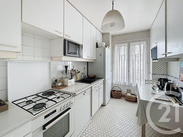 Appartement F4 à vendre  4 pièces - 100 m2 VERSAILLES - 78