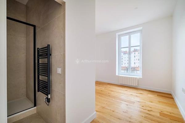 Vente Appartement 4 pièces 120 m2 à Lyon 7