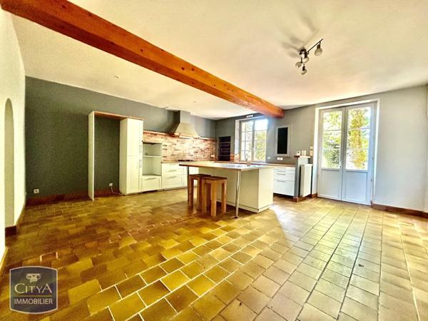 Maison à louer 4 pièces 150.85m²