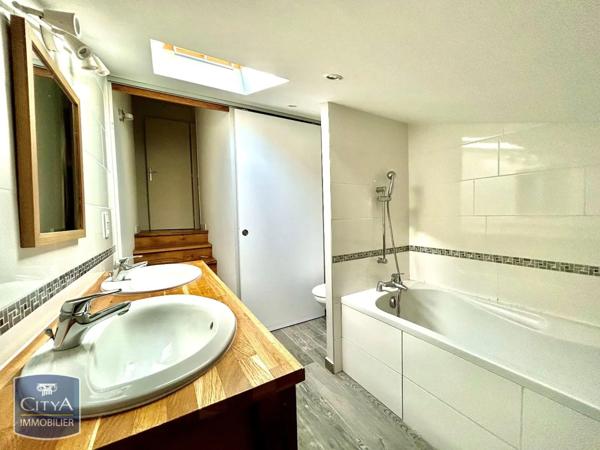 Maison à louer 4 pièces 150.85m²