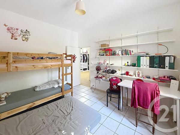 Appartement F4 à vendre  4 pièces - 201,39 m 2   LANSARGUES  - 34