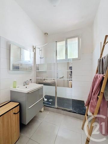 Appartement F4 à vendre  4 pièces - 201,39 m 2   LANSARGUES  - 34