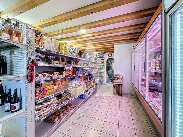 Local commercial 3 pièces 35.73 m2