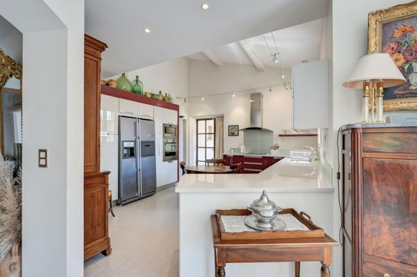 Vente Maison de luxe Aix-en-Provence 8 Pièces 250 m²