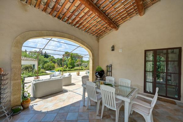 Vente Maison de luxe Aix-en-Provence 8 Pièces 250 m²