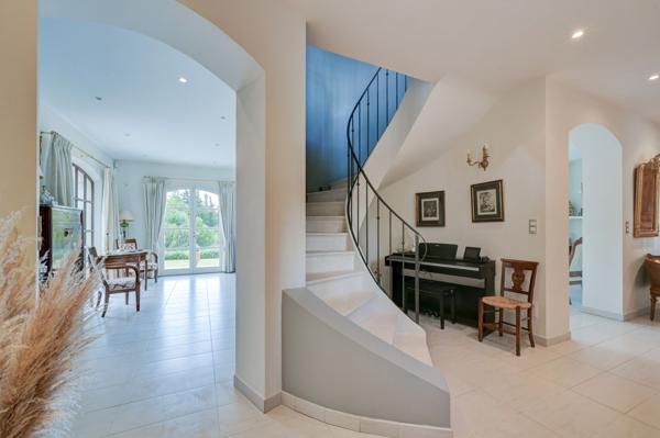 Vente Maison de luxe Aix-en-Provence 8 Pièces 250 m²