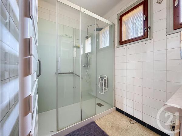 Maison à vendre  6 pièces - 111 m2 LAUDUN L ARDOISE - 30