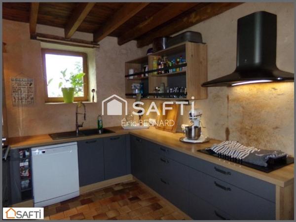 Maison plus annexe 7 pièces 168m2 environ 86200 Arçay