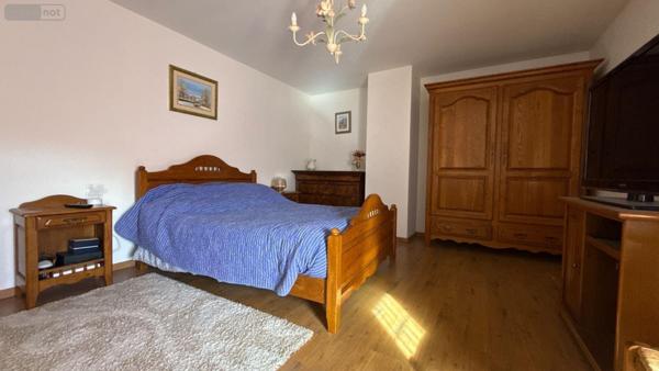 Corps de ferme à vendre à Thibie dans la Marne (51510), ref : 51001-121