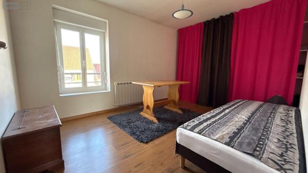 Corps de ferme à vendre à Thibie dans la Marne (51510), ref : 51001-121