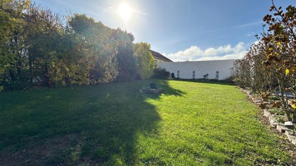 Corps de ferme à vendre à Thibie dans la Marne (51510), ref : 51001-121