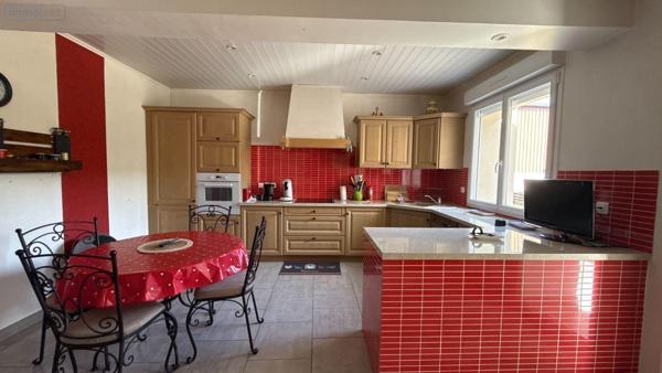 Corps de ferme à vendre à Thibie dans la Marne (51510), ref : 51001-121