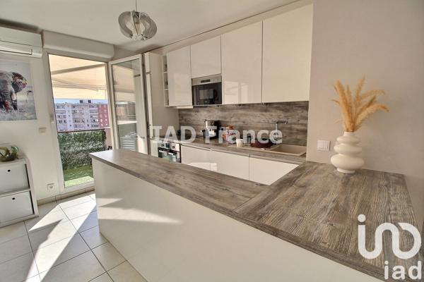 Appartement à vendre 3 pièces 63 m² Marseille 8