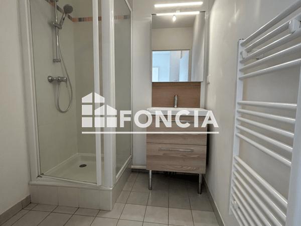 Location Appartement 2 pièces 36.12 m² - 10, 12 ET 14 RUE DE TROROZEC Lannion 22300