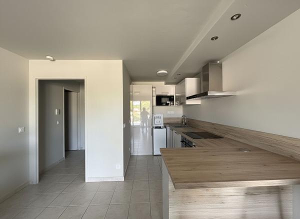 Appartement meublé dans résidence sécurisée - Générac