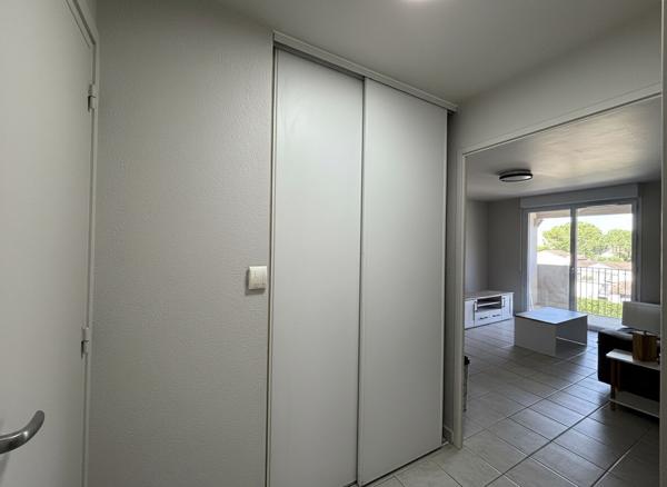 Appartement meublé dans résidence sécurisée - Générac