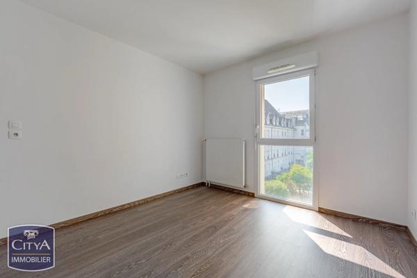 Appartement à vendre 2 pièces 40.89m² Tours (37200)