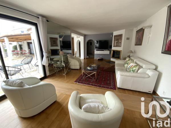 Maison à vendre 8 pièces 230 m² Bessan