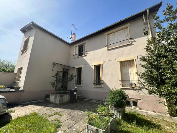 Maison avec dépendance  et hangar - terrain 1051 m² 94100 Saint Maur Des Fosses