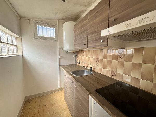 Maison avec dépendance  et hangar - terrain 1051 m² 94100 Saint Maur Des Fosses