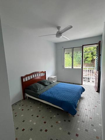 Maison à louer    5 pièces •  La Trinité