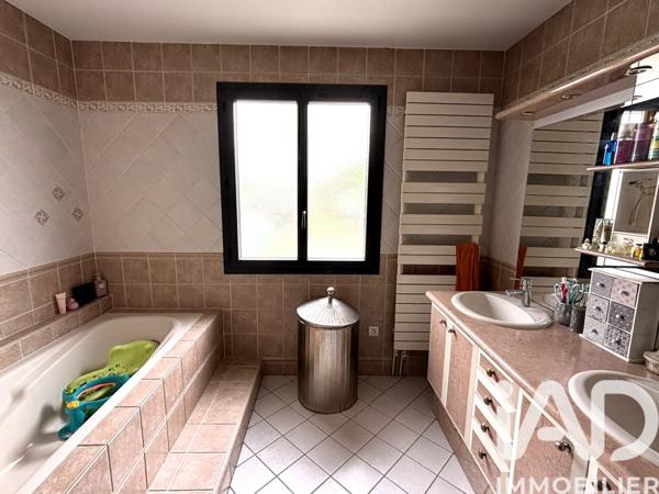 Maison à vendre 4 pièces 90 m² Saint-Leu-d'Esserent
