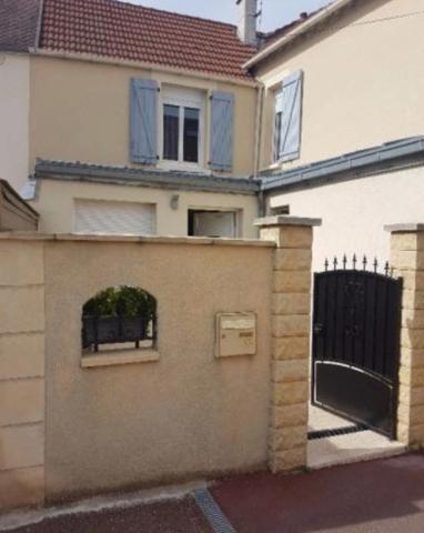 MAISON AVEC 3 CHAMBRES SANS AUCUNS TRAVAUX A PREVOIR