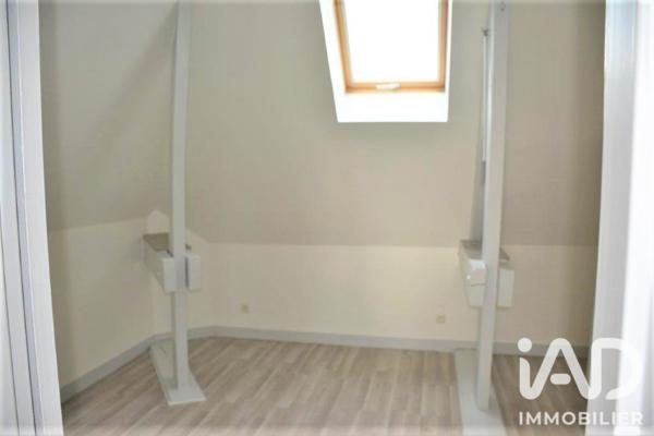Location appartement 2 pièces 31 m² Compiègne