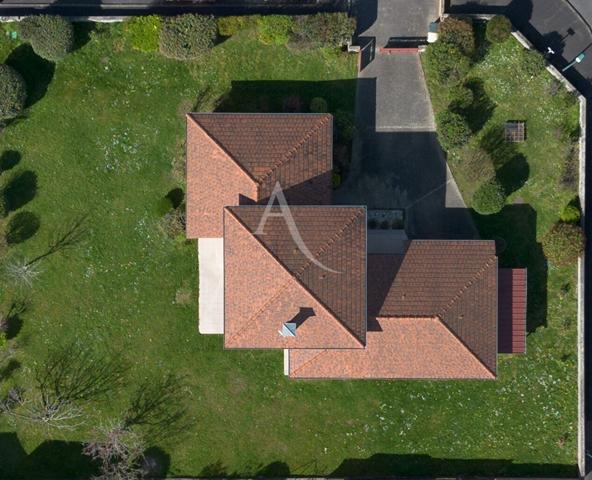 Idron maison 5 pièce(s) et garage