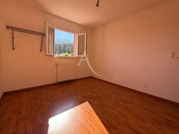 Idron maison 5 pièce(s) et garage