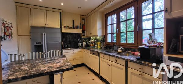 Maison à vendre 8 pièces 173 m² Noisy-le-Grand