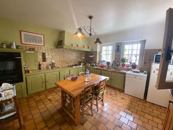 Maison 9 pièces 254 m2