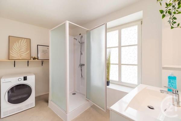 Appartement F4 à vendre  5 pièces - 83,73 m2 GUINGAMP - 22