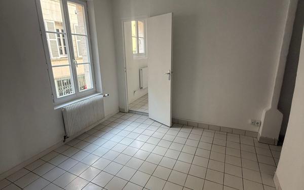 Appartement à louer    2 pièces •  Compiègne