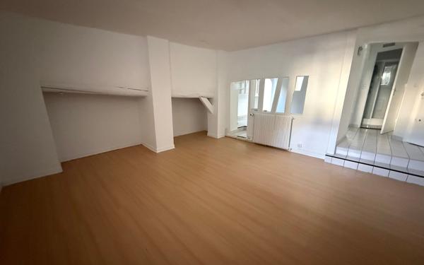 Appartement à louer    2 pièces •  Compiègne