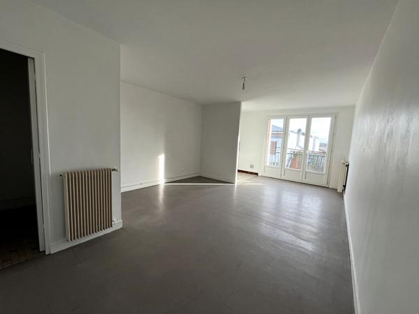 Location appartement Persan - 1 pièce(s) - 28 m² - 660 €/mois