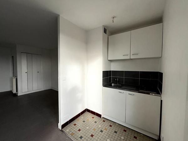 Location appartement Persan - 1 pièce(s) - 28 m² - 660 €/mois