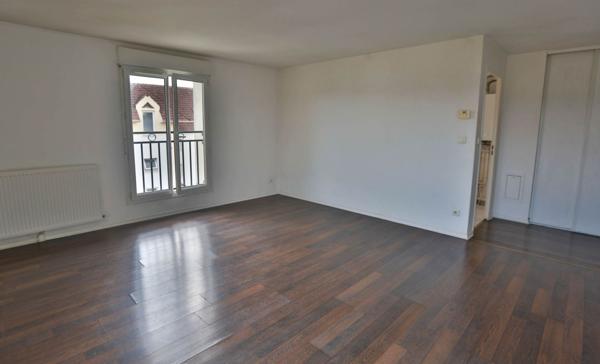 Appartement 3 pièces MAGNY LE HONGRE - Centre ville