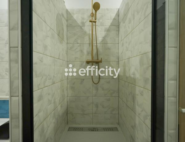 Maison 6 pièces - 380 m²