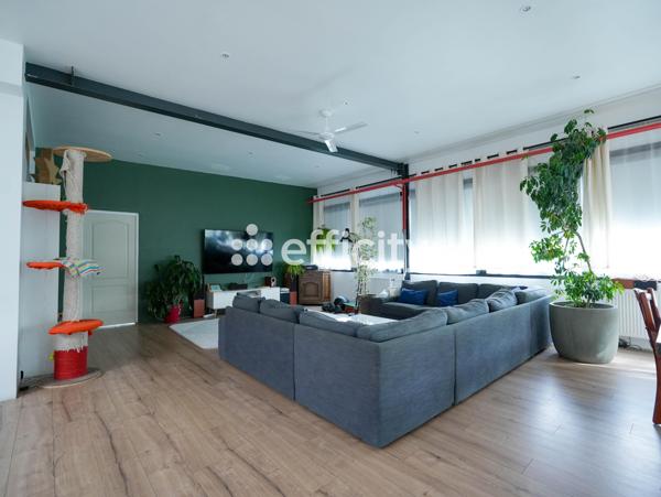 Maison 6 pièces - 380 m²