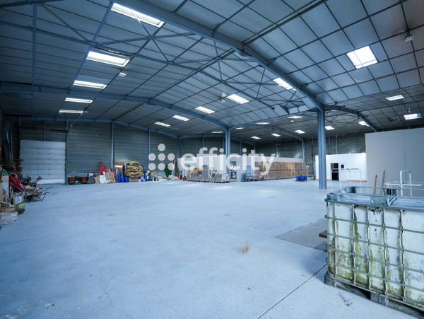 Maison 6 pièces - 380 m²