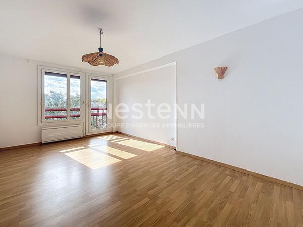 A vendre Appartement Auch 3 pièces 68 m2 basse ville Auch dans immeuble avec Ascenseur et place de parking privative