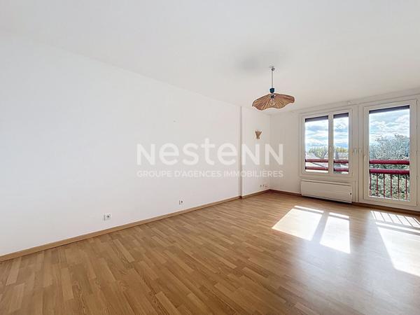 A vendre Appartement Auch 3 pièces 68 m2 basse ville Auch dans immeuble avec Ascenseur et place de parking privative