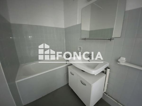 Location Appartement 3 pièces 57.65 m² - RUE DU RELAIS Pessac 33600