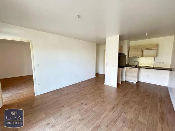 Appartement à louer 2 pièces 43.8m² Quincy-sous-Sénart (91480)