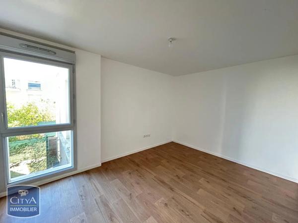 Appartement à louer 2 pièces 43.8m² Quincy-sous-Sénart (91480)
